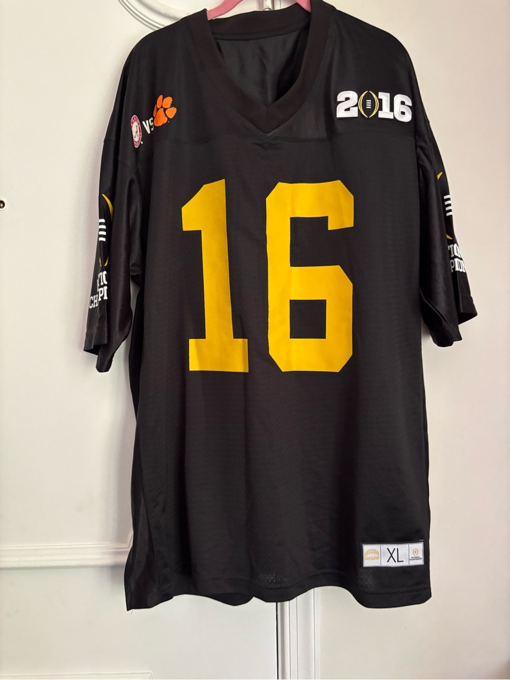 Men's Black Football Jersey with Gold '16'